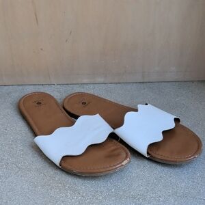 ❤️ Shade And Shore Women's Size 9 Wave White Sandals